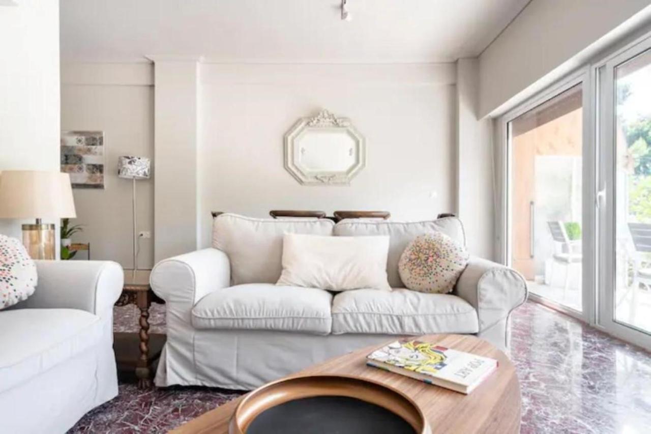 Flisvos Marina Refurbished Apartment Athens Exterior photo